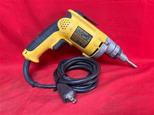 Dewalt dw272 vsr drywall screwdriver hot sale